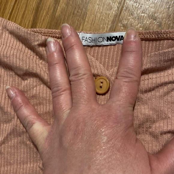 FASHION Nova Women’s  Dusty Rose Bodysuit ( Size Small) - Picture 4 of 6